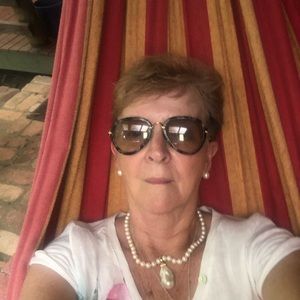 Meet your Posher, Robyn